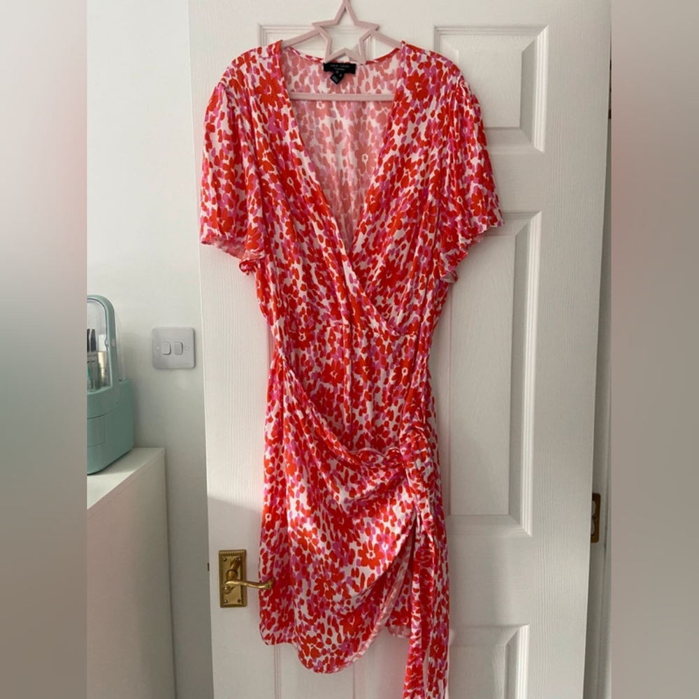 Stylish Red and White Wrap Dress